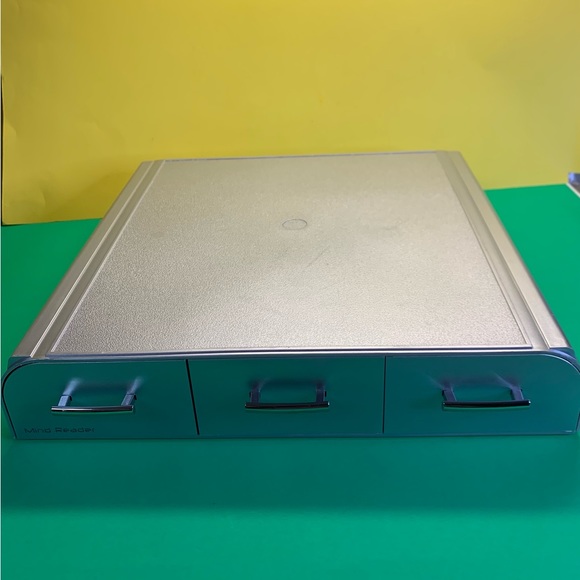 Mind Reader Computer Monitor Stand without Legs - Picture 4 of 9